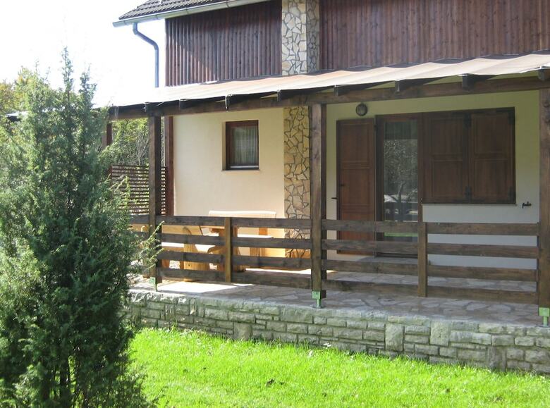 Hotel Guesthouse Lower Lakes