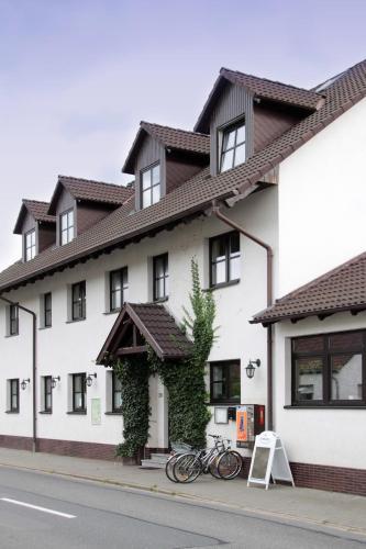 Hostal Pension & Gasthaus Kahren