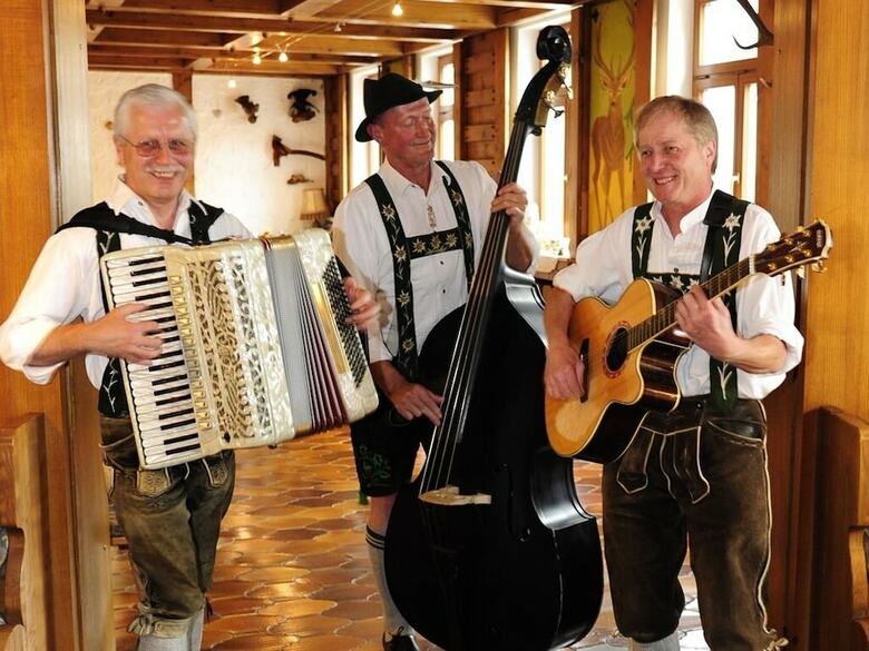 Hostal Gasthof Zum Hirsch