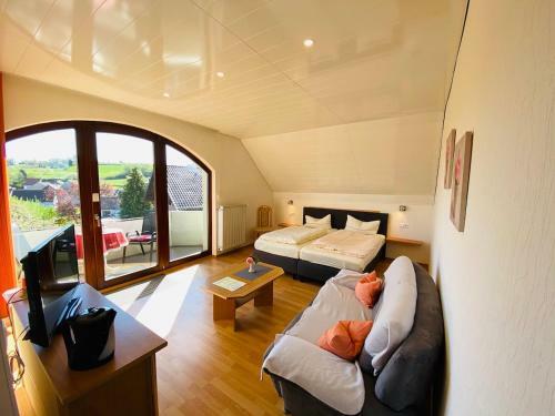 Hostal Hotel Pension Schmitt