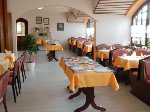 Hostal Hotel Pension Schmitt