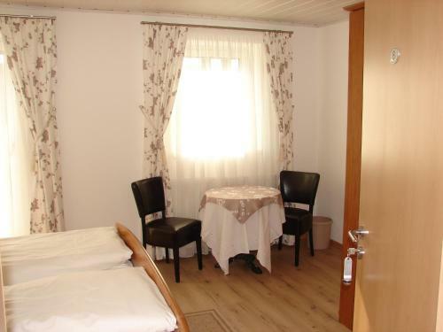 Hostal Gasthaus Zur Traube