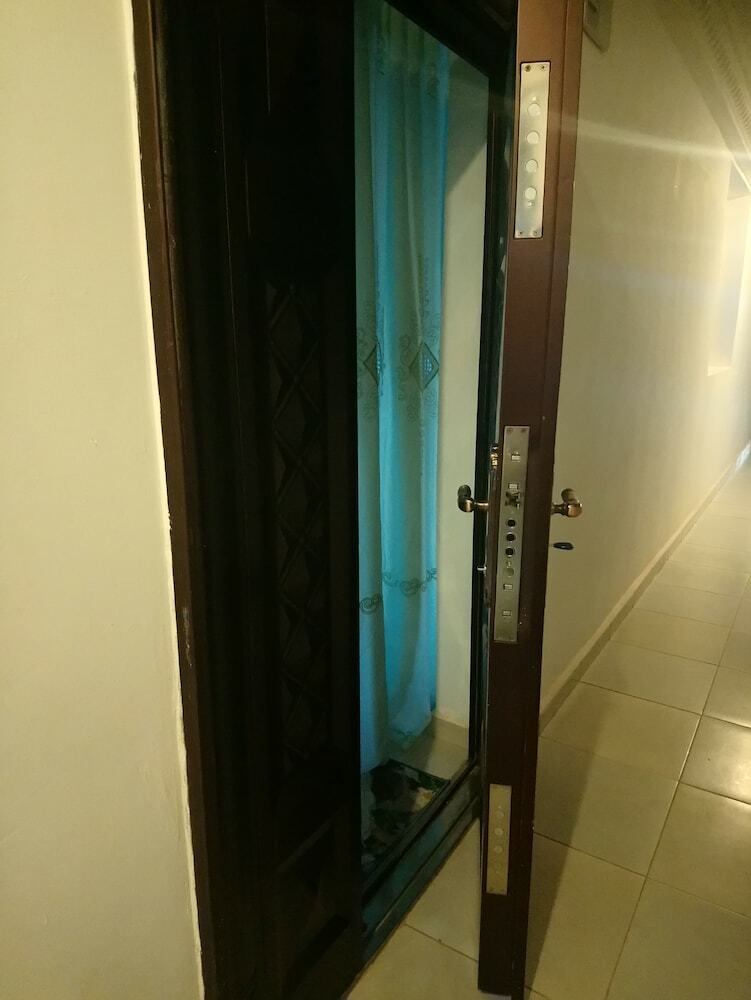 Aparthotel Sea Breeze Apartments