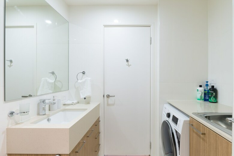 Ther-rich Stunning Cbd Apartments