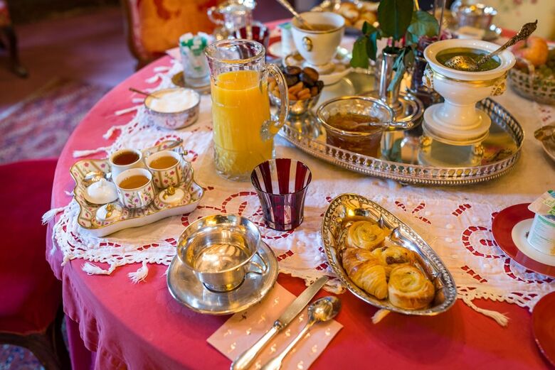 Hotel Chambres D'h�tes Et G�tes Manoir de Montecler
