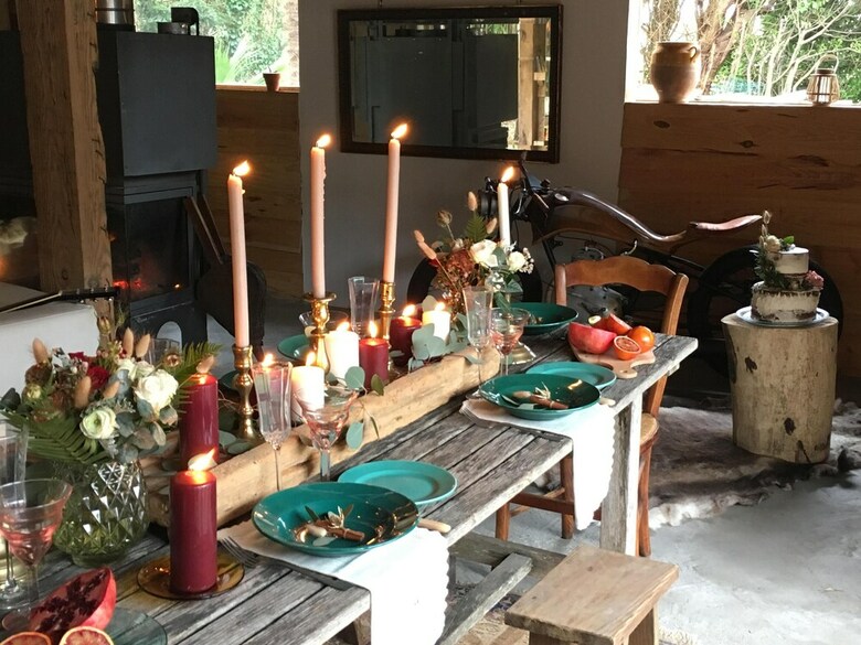 Cabana Coco Barn Wood Lodge