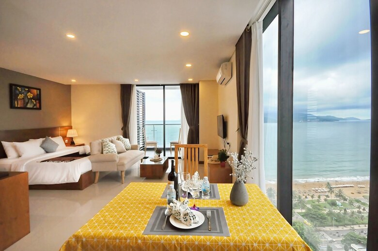 Hotel Holi Beach Apartments