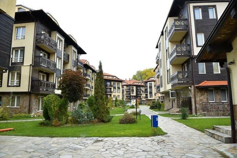 Aparthotel Bojur & Bojurland Apartment Complex