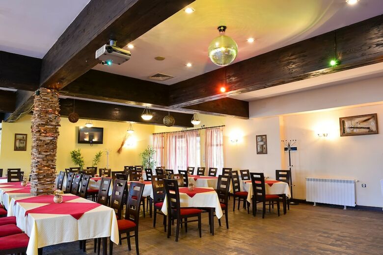 Aparthotel Bojur & Bojurland Apartment Complex