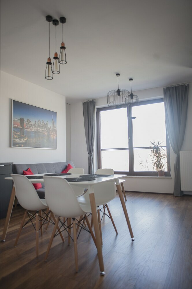 Warsaw Night Apartments
