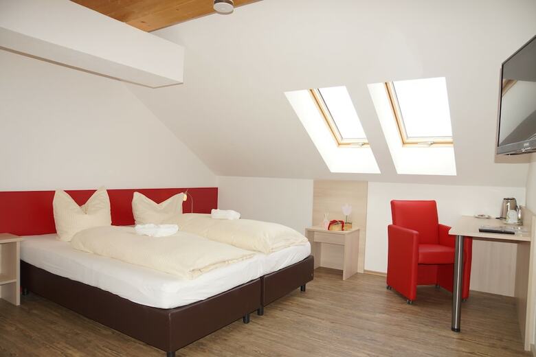 Seehotel Und Appartements Schn�ller