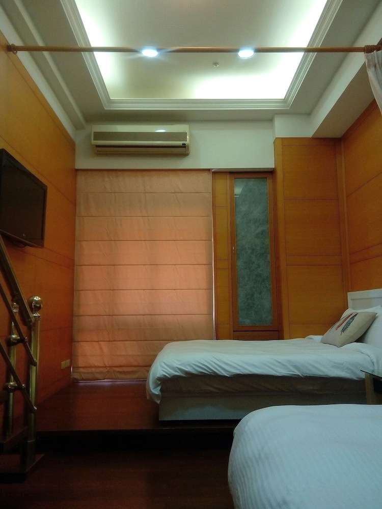 Hotel Kunming House