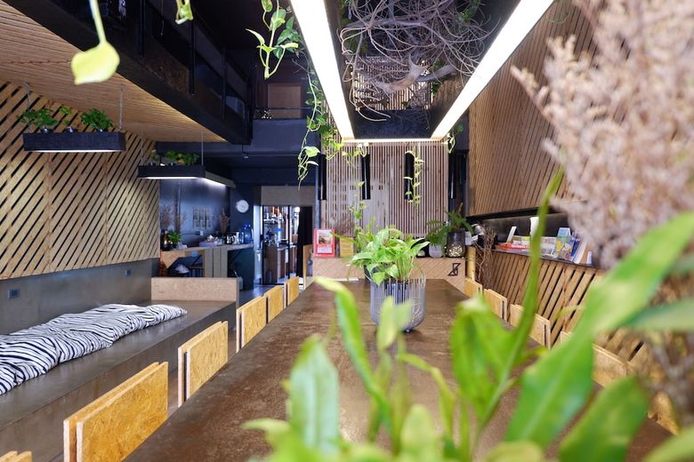 Hostal Hugger Hostel - Adults Only