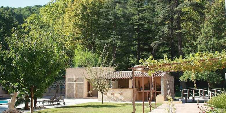 Hotel Le Manoir de G�menos Chambres D'h�tes