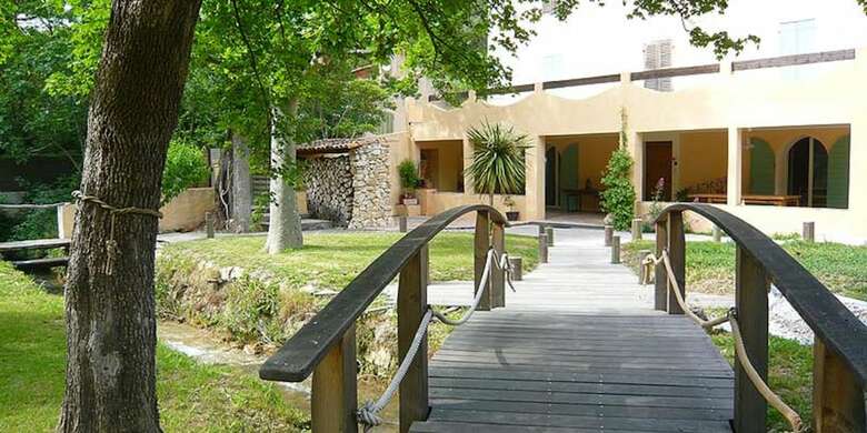 Hotel Le Manoir de G�menos Chambres D'h�tes