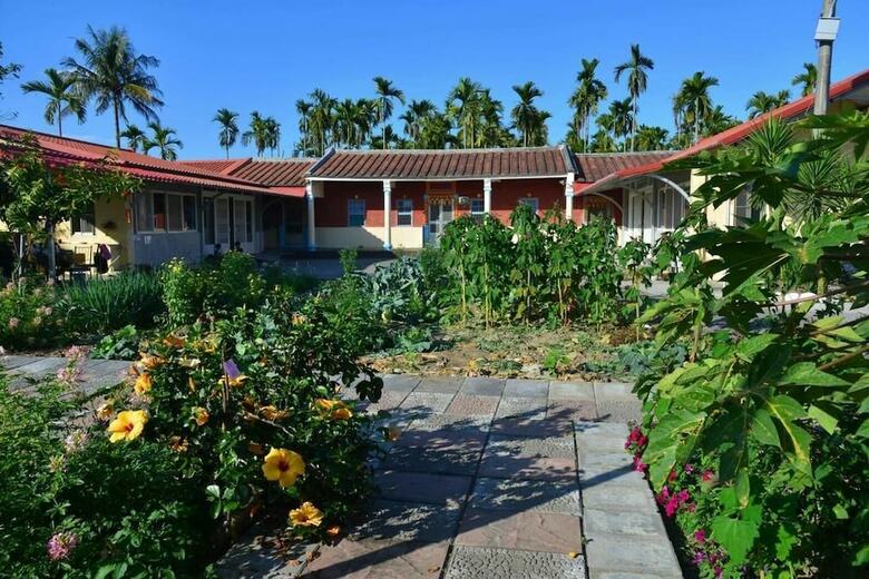 Cishan San-ho-yuan B&B