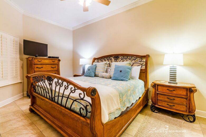 Apartamento Phoenix West By Luxury Gulf Rentals