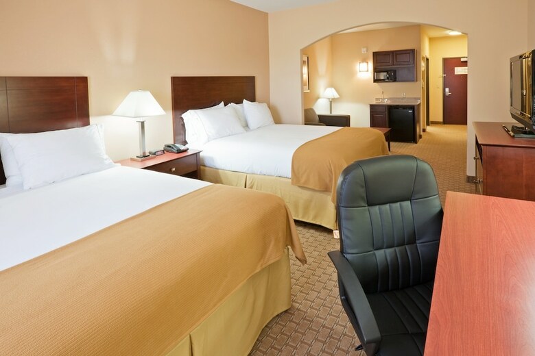 Holiday Inn Express Hotel & Suites Guymon