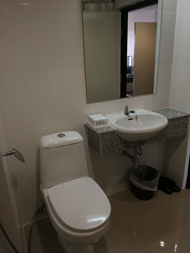 Srivichai Hotel
