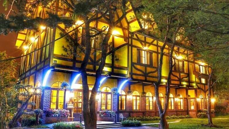 Bed & Breakfast Puli Story House
