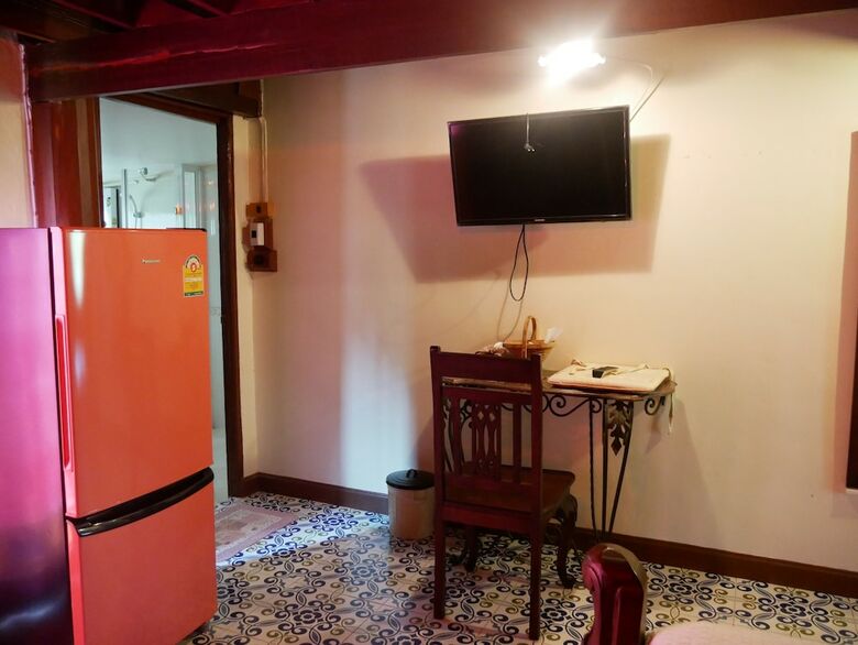 Hotel Ruenthai Jong Lux