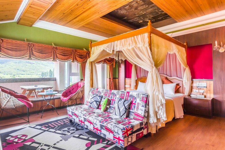 Kenting Maya House B&B