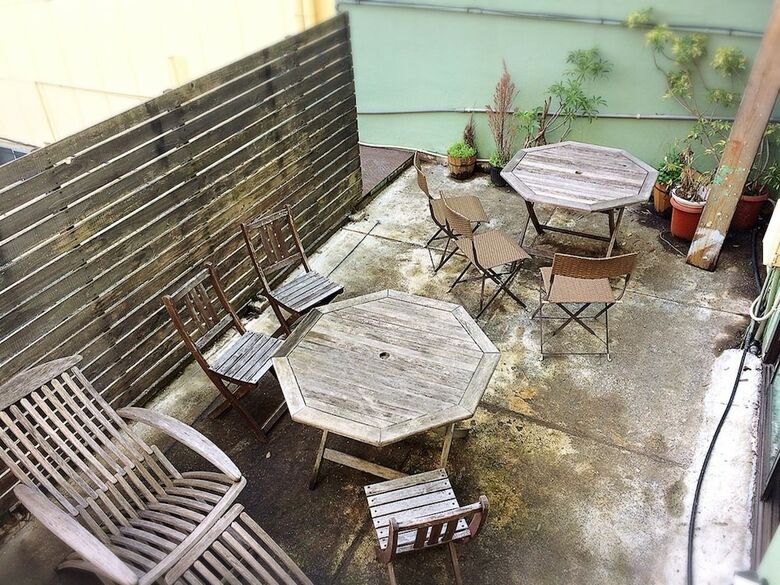 Hostal Cafe & Guest House Sofarii - Hostel