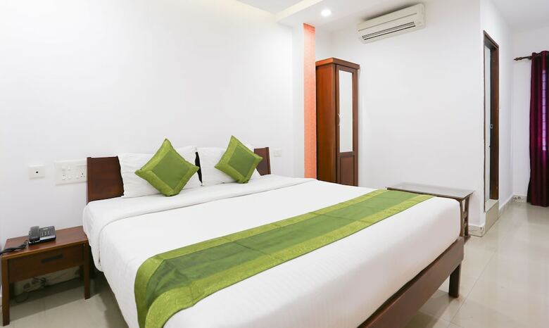 Hotel Treebo Malabar Plaza Inn