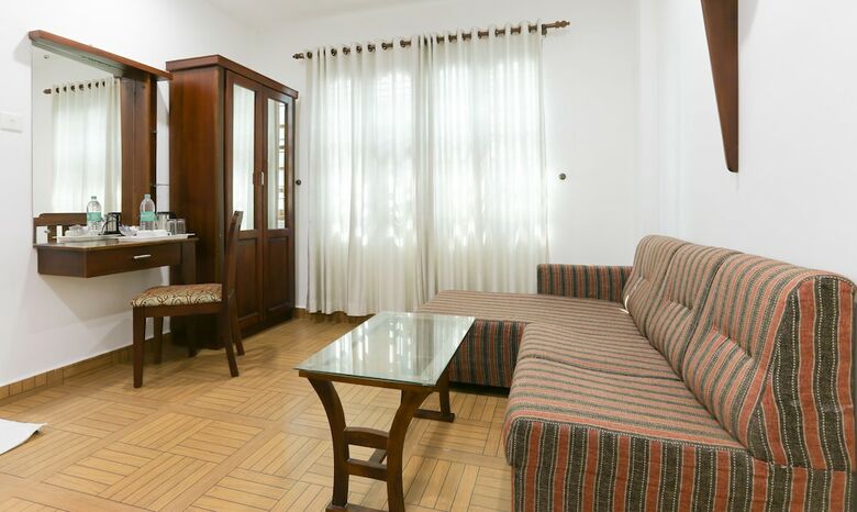 Hotel Treebo Malabar Plaza Inn