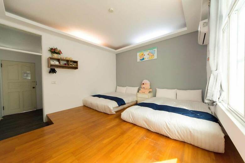 Bed & Breakfast Pig House II
