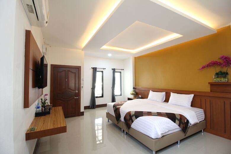 Nonghan Grand Hotel And Resort