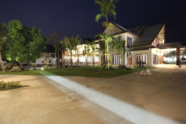 Nonghan Grand Hotel And Resort