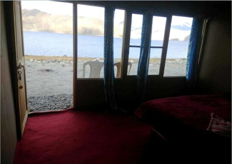 Hotel Pangong Lake View Cottages And Camps