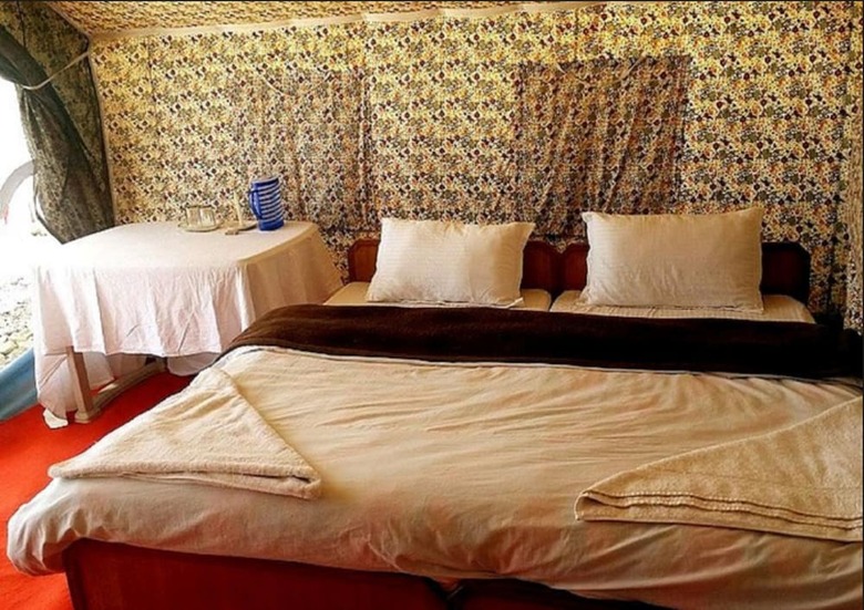 Hotel Pangong Lake View Cottages And Camps