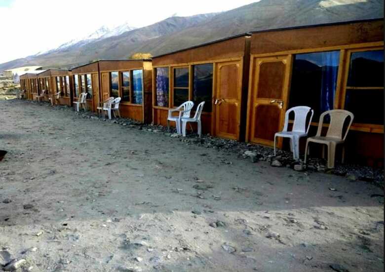 Hotel Pangong Lake View Cottages And Camps