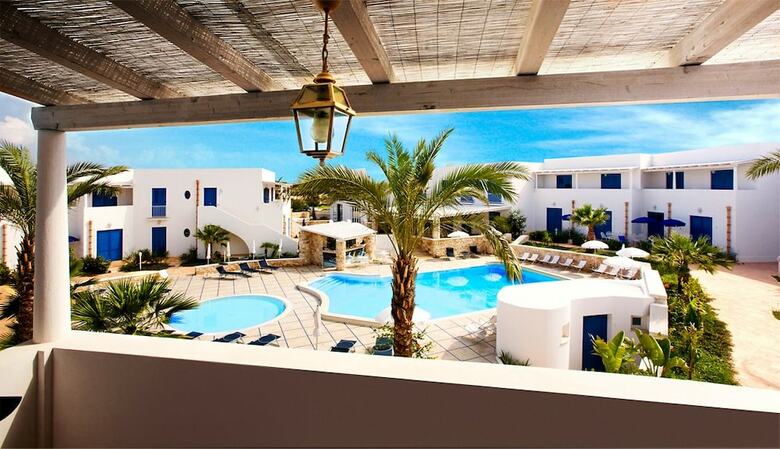 Residencia Cala La Luna Resort