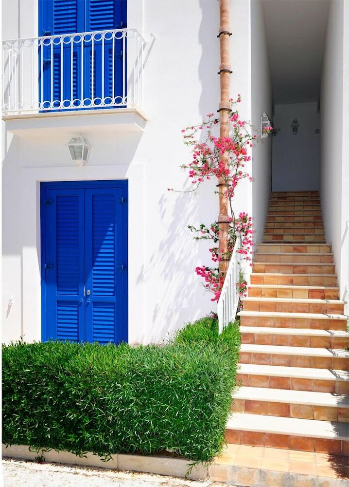 Residencia Cala La Luna Resort