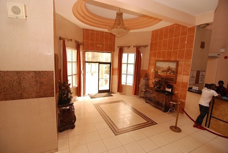 Alexis Hotel & Conference Centre