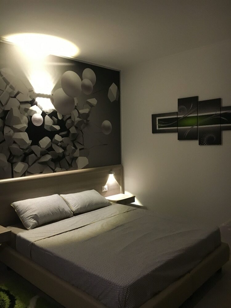 La Piazzetta Guest House