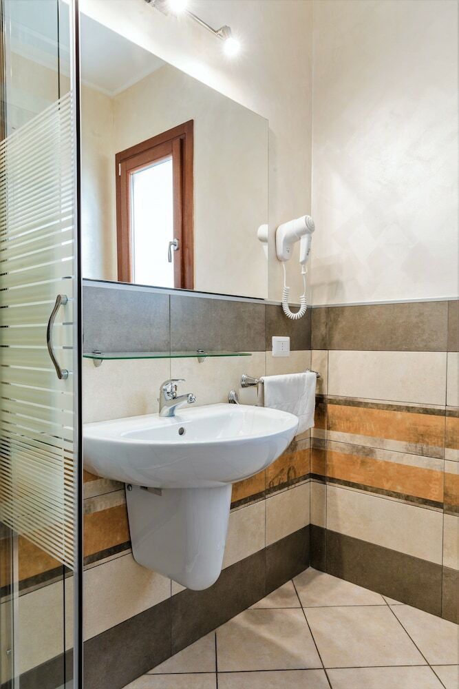 La Piazzetta Guest House