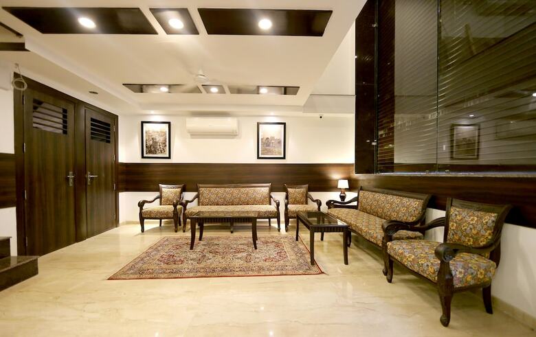 Hotel Aiwan-e-shahi