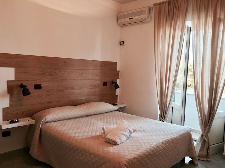Posada Black Market Hotel