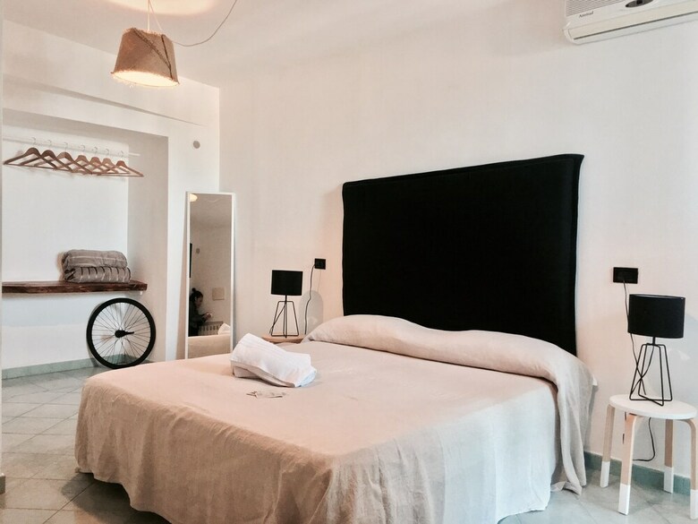Posada Black Market Hotel