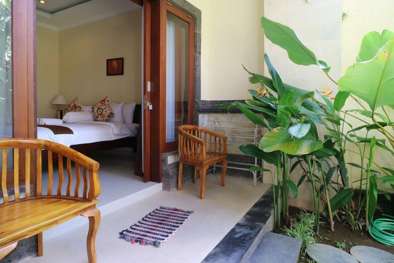 Hotel Sakura Guest House