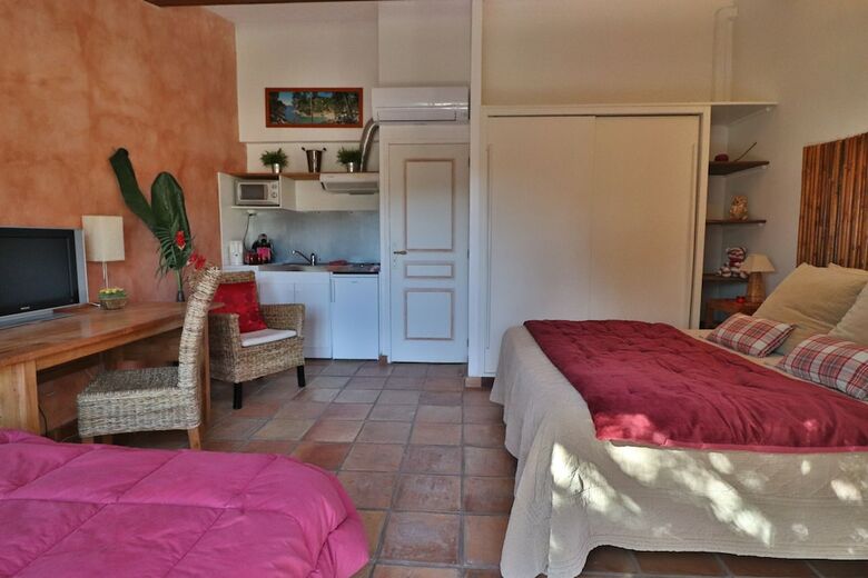 Bed & Breakfast Le Mas de Bertagne - Chambres D'h�tes