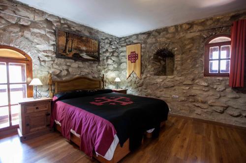 Castillo De A��n De Moncayo