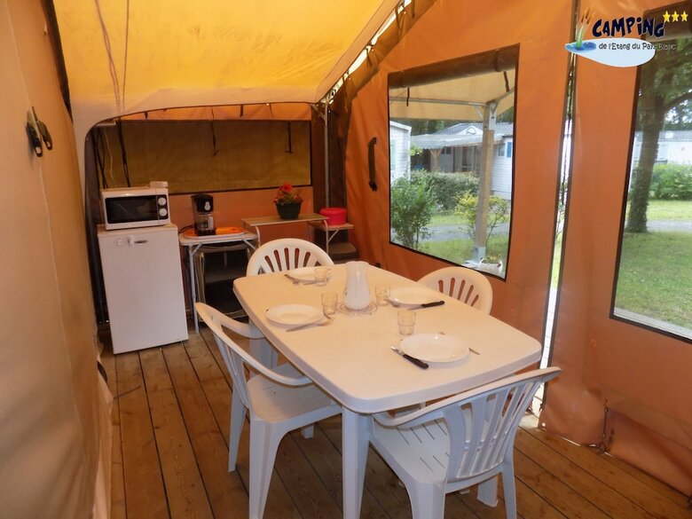 Camping de L'�tang Du Pays Blanc