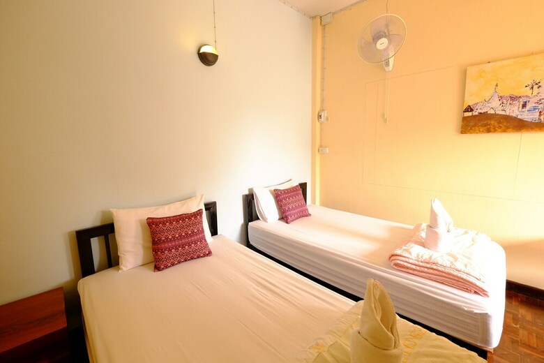 Hotel P.l.p Guest House