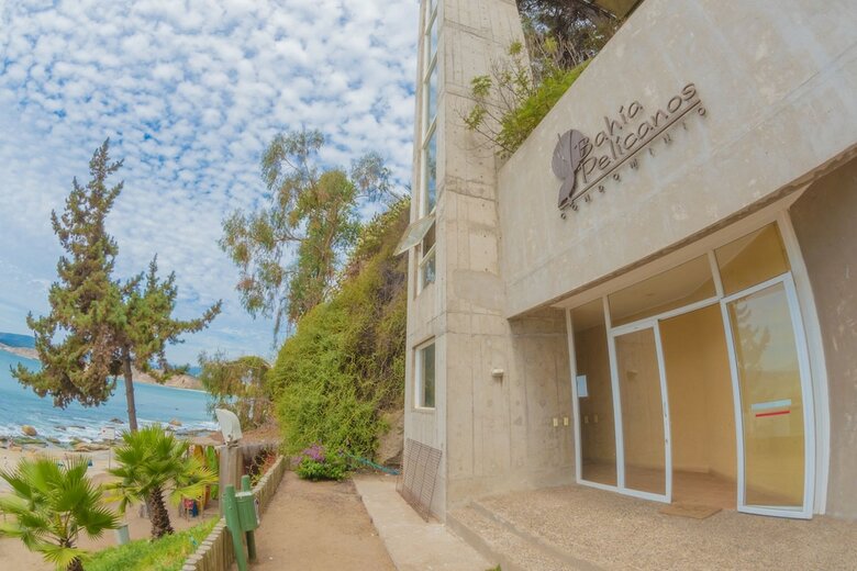 Apartamentos Oceana Suites Horc�n