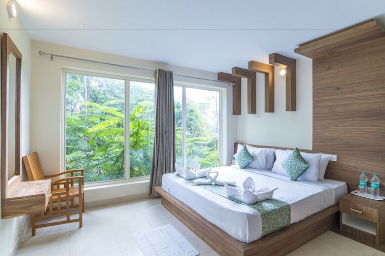 Hotel Adithya Nature Resort & Spa